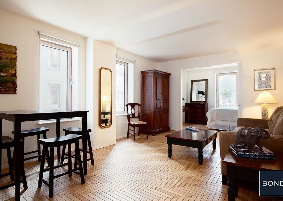 1st image of 106 Central Park S APT 17L