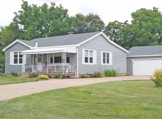 1016 N McMullen Rd, Bartonville, IL 61607