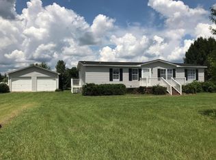 150 S Wind Dr, Vass, NC 28394