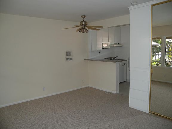 5th image of 760 Lillian Way APT 19