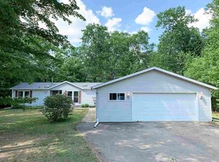 W5100 Northwood Dr, Shawano, WI 54166