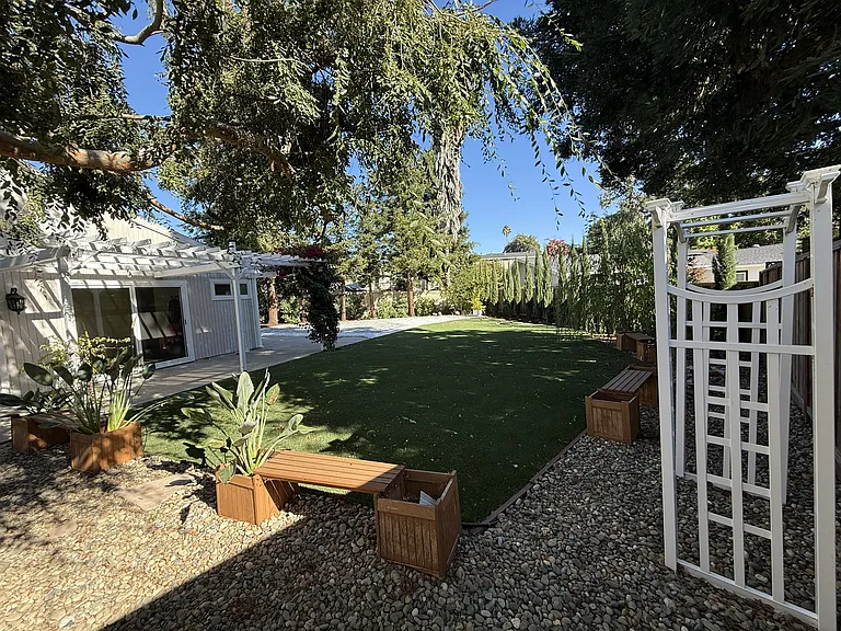 328 Flaming Oak Dr — Photo 33