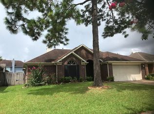 117 Chariss Glen Dr, League City, TX 77573