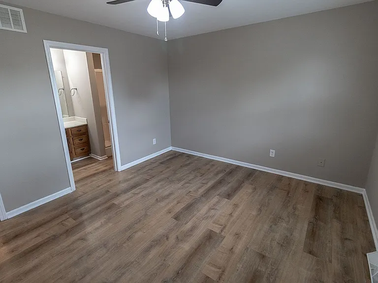 3609 Hermitage Rd — Photo 16