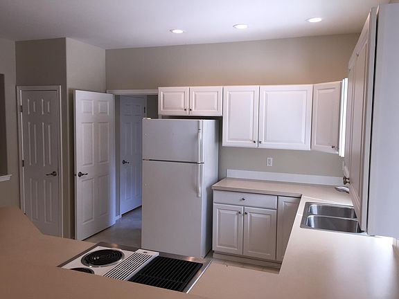 Spacious kitchen with huge breakfast bar