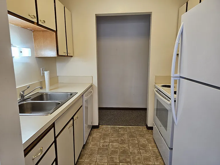 701 E 6th Ave #204 — Photo 9