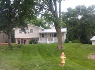 2 Ridge Dr W, Council Bluffs, IA 51503