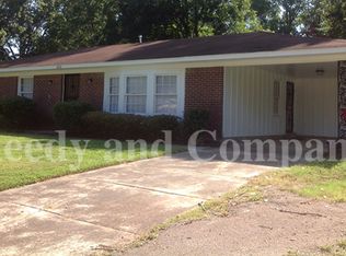 868 Richland Dr, Memphis, TN 38116