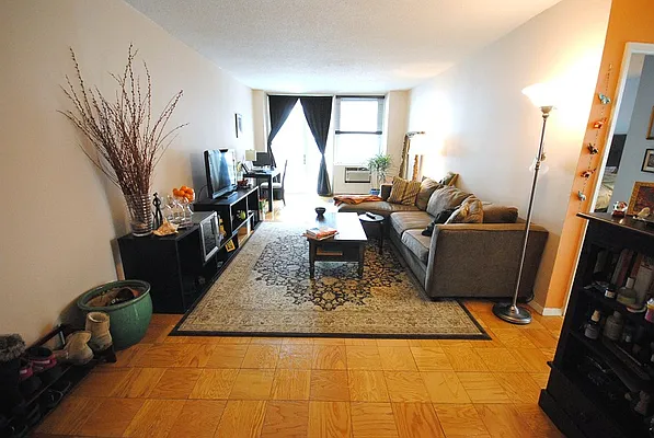 Rented by Bold New York | media 34