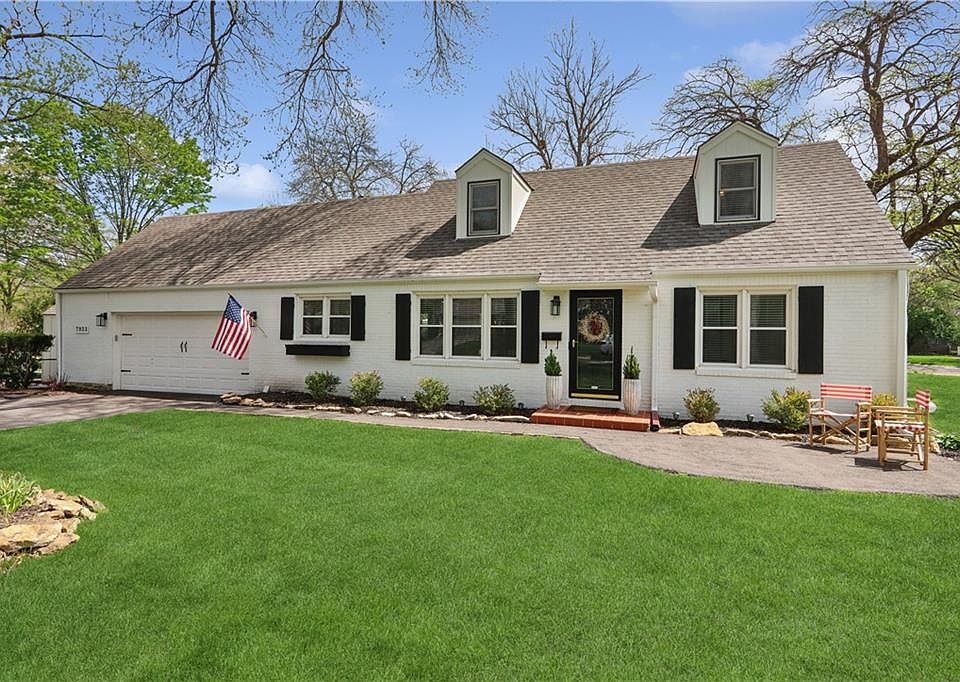 1st image of 7933 Colonial Dr