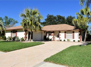 1908 Tarpon Ct, Zephyrhills, FL 33543