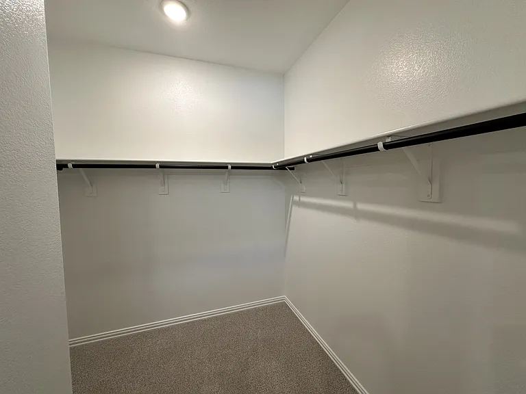 501 Dorothy Dr — Photo 9