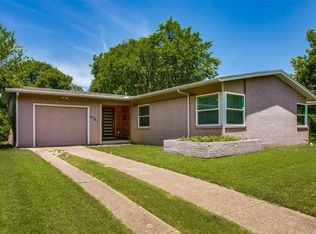9741 Ash Creek Dr, Dallas, TX 75228