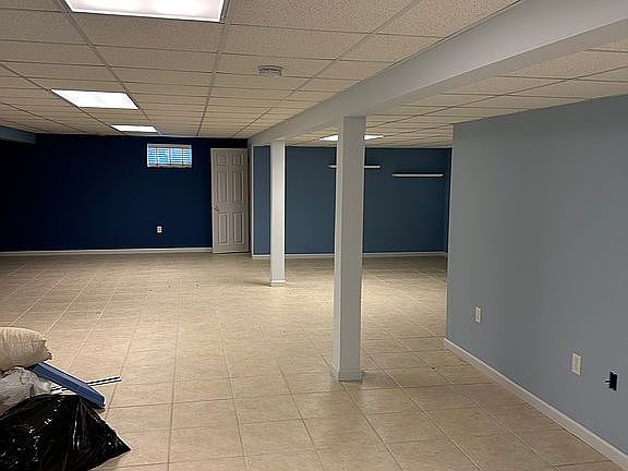 5th image of 945 N Rapp Ave