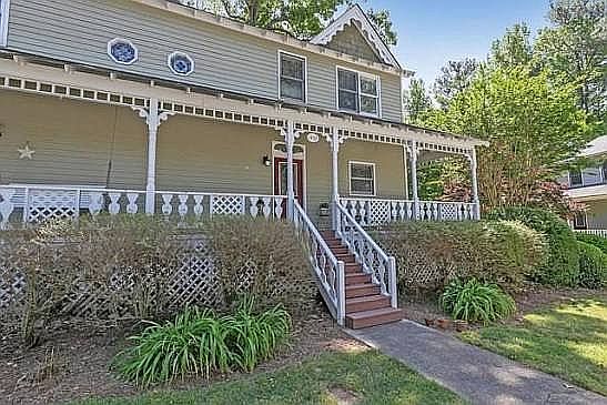 1st image of 1433 Cambridge Cmn