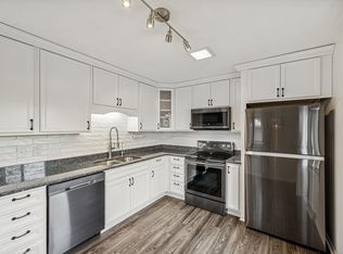 1524 S Timber Rdg, Minneapolis, MN 55432