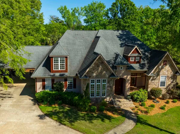 1584 Hutto Island Dr, Leesville, SC 29070