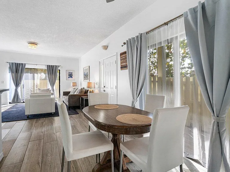 820 Bella Vista Ct S #20 — Photo 13