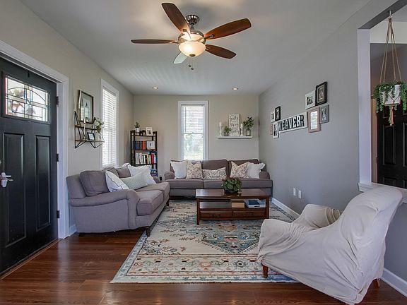 4th image of 300 3rd St