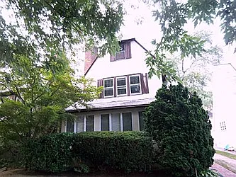 Sold by Anna Pinto Realty