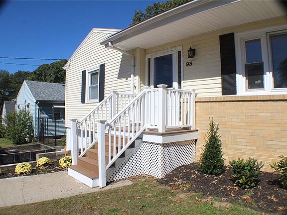 2nd image of 93 Norman Ave