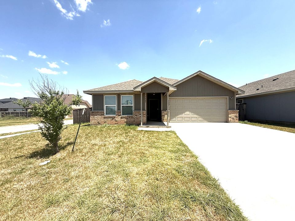 1st image of 7681 Vineyard Dr