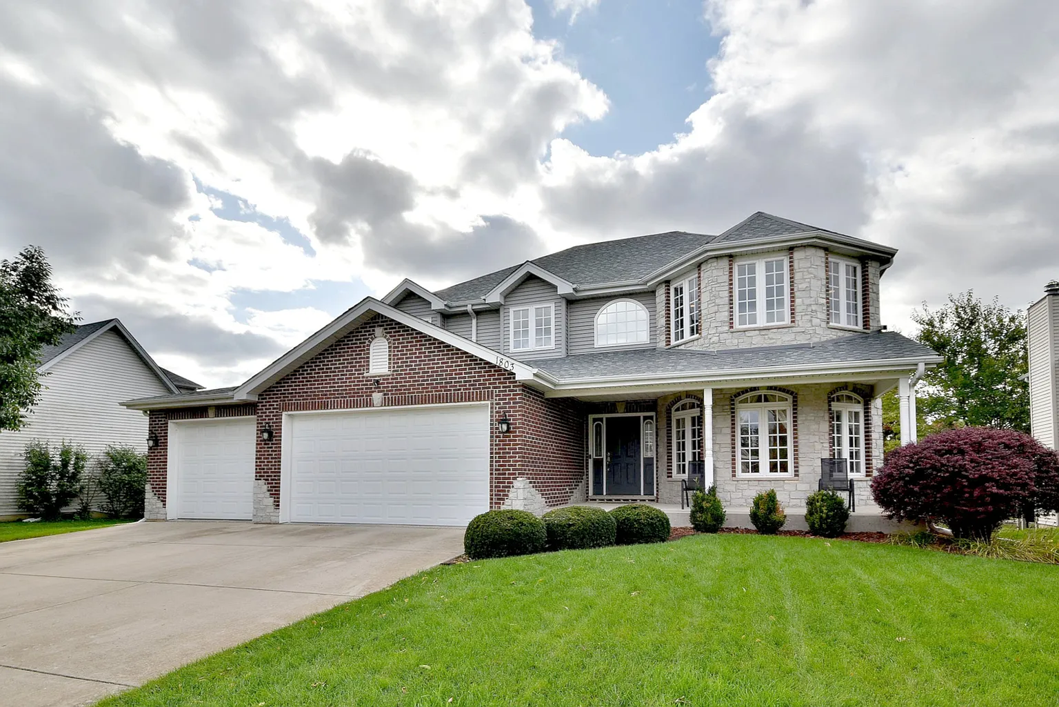 1803 Brighton Ln photo 1