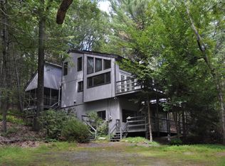 109 Chipmunk Ln, Milford, PA 18337