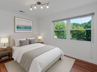 1749 Lady Ashley St, Charleston, SC 29412