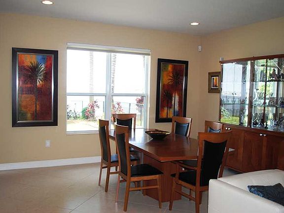 5th image of 5272 Sw 183 Ave
