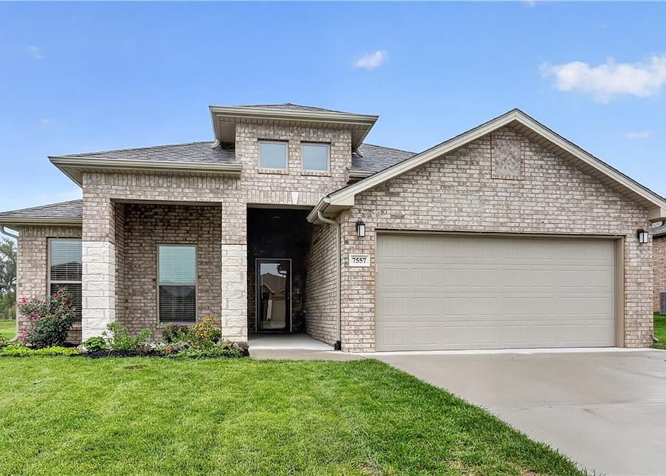 1st image of 7557 McCormick Dr