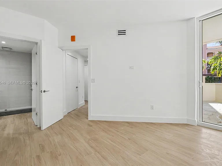731 Crandon Blvd #208 — Photo 38