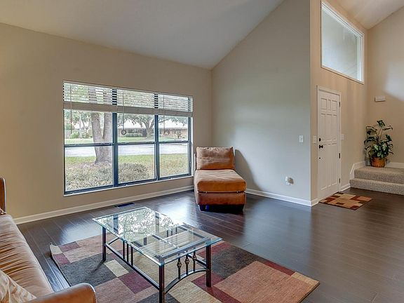 5th image of 2205 Sharone Ct