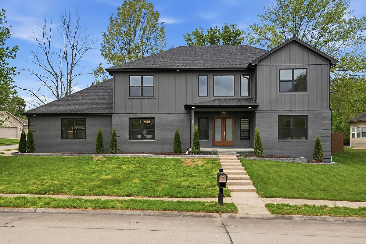 Building Photo - 4403 Glen Eagle Dr
