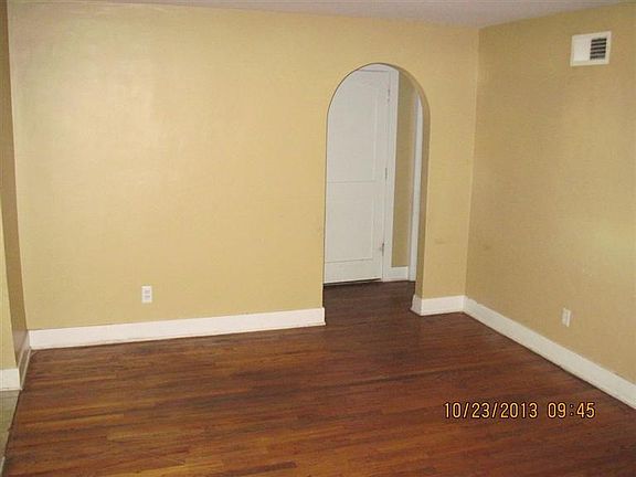5th image of 7107 Marshall Ave