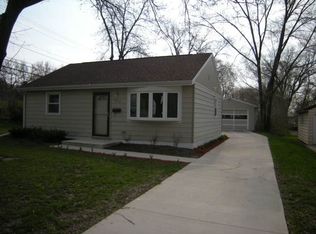 3913 Goodland Dr, Madison, WI 53704