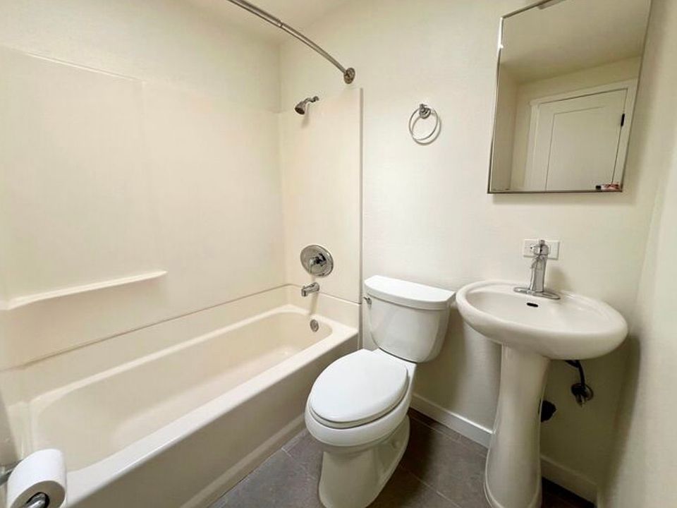 1st image of 2458 Bartel St