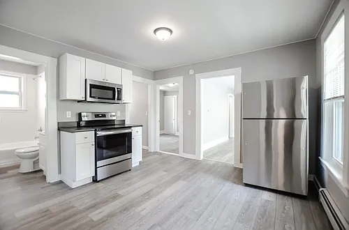 562 Dubuque St #1 Photo 1