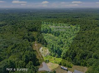 58 Boxwood Dr, Auburn, NH 03032