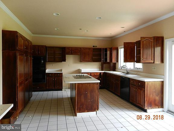 4th image of 18613 Willow Oak Dr