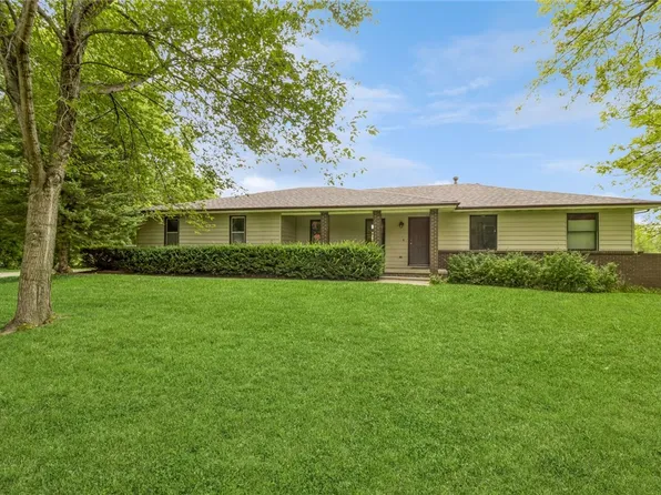 10739 NW 101st Ct, Granger, IA 50109