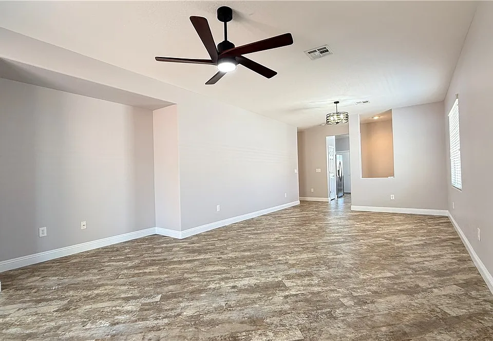 2354 Amana Dr