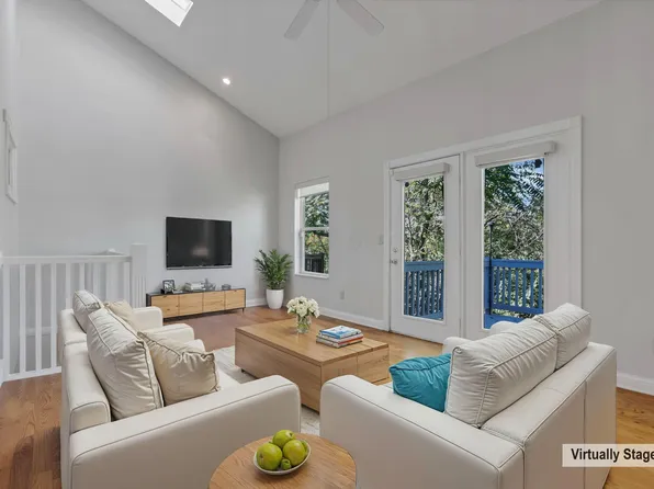 592 Bradley St, Columbus, OH 43201