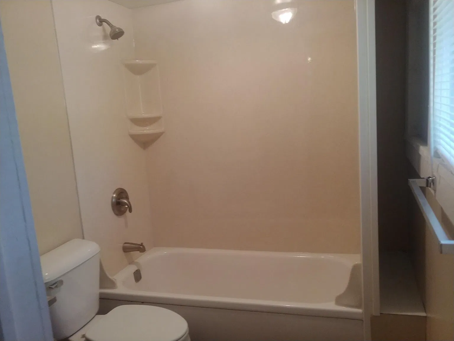 1 bed, $750 — Photo 2