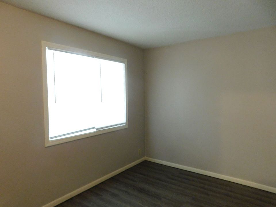 Broadview Apartments 236 Broadview St El Dorado KS Zillow