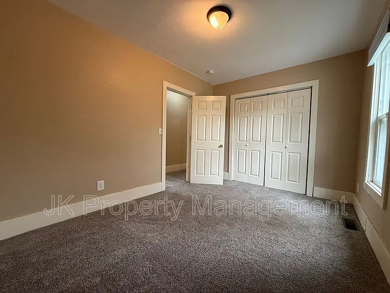1303 6th Ave S #1303 — Photo 32