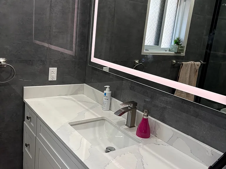 7075 Spyglass Cres — Photo 14