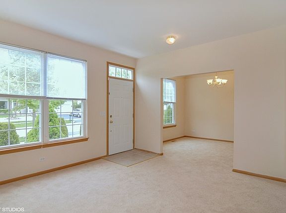 3rd image of 2071 Fescue Dr