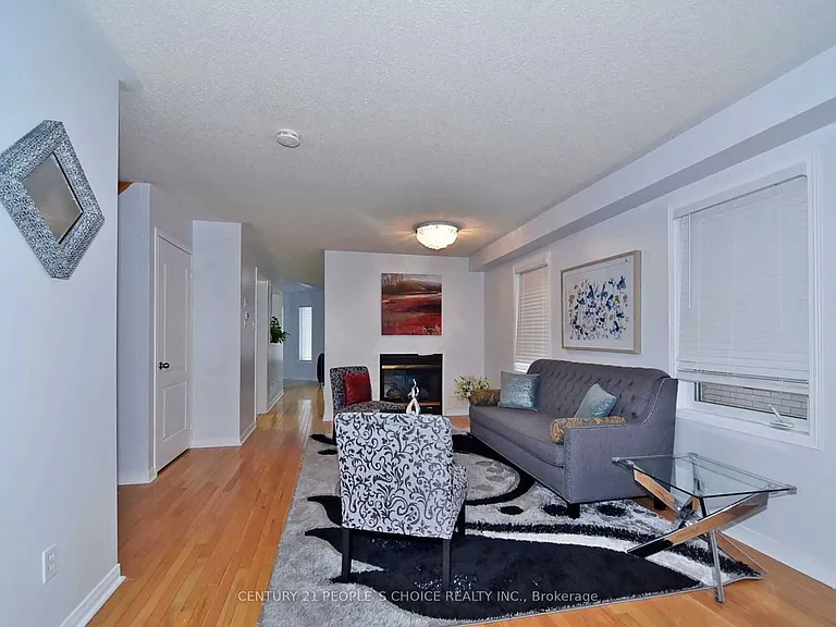 20 National Pine Dr — Photo 4