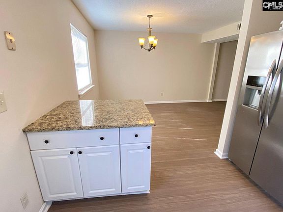 3rd image of 1400 Cactus Ave